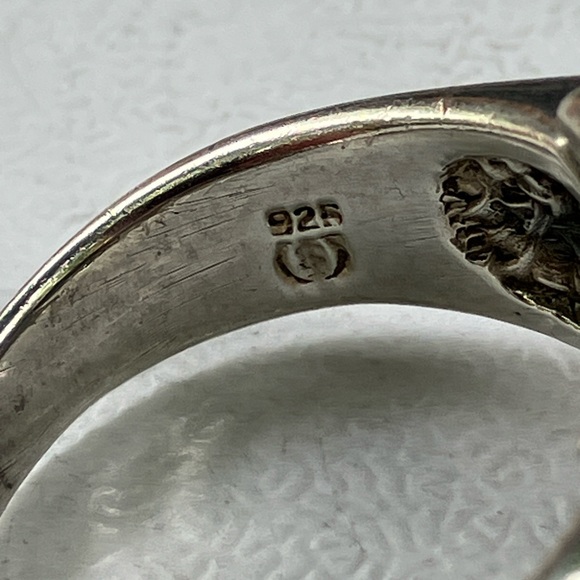 Men's Vintage Shube Sterling Silver and Black Enamel Maltese Cross Ring - Picture 6 of 8